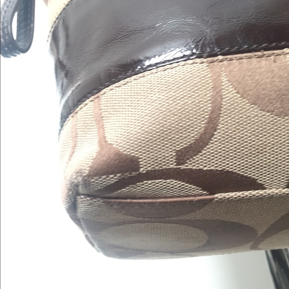Coach Bag - Picture 3 of 8